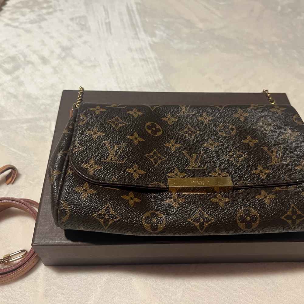 Louis Vuitton Monogram Brown Clutch